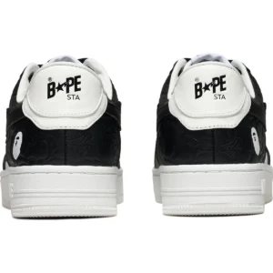 A Bathing Ape Bapesta Shoes Nigo provided colorways that shoe fans wouldn’t see in the Nike variation with the Bapesta. Despite clear influence from Air Force 1, Nike has never bothered to challenge the existence of the original Bapesta. The result is a shoe that puts its own spin on classic designs using silhouettes that include full-leather uppers and multiple patterns in a single colorway. In addition to the standard BAPE Clothing designs that you might find at Shoes, you may find special or collaborative editions that feature unique colorways that you can add to your collection.